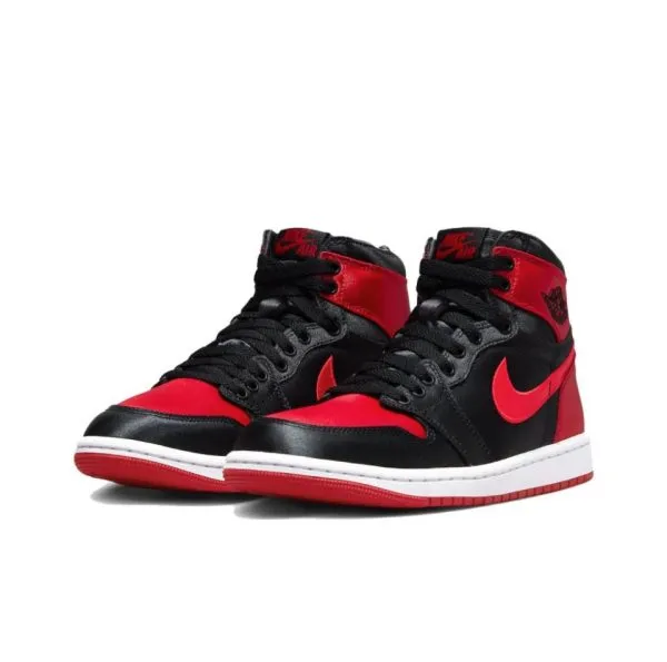 Jordan 1 Satin Bred
